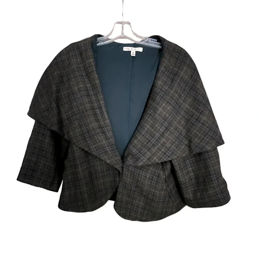 Cabi Plaid Court Cape Jacket Gray Plaid Style 916 Size 10 Business Singl… - Picture 3 of 13